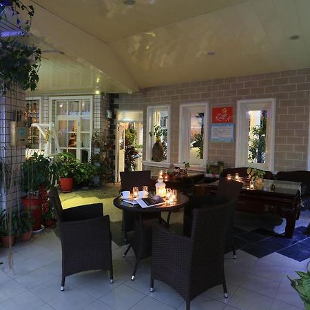 Avica Homestay Wujie Exterior photo