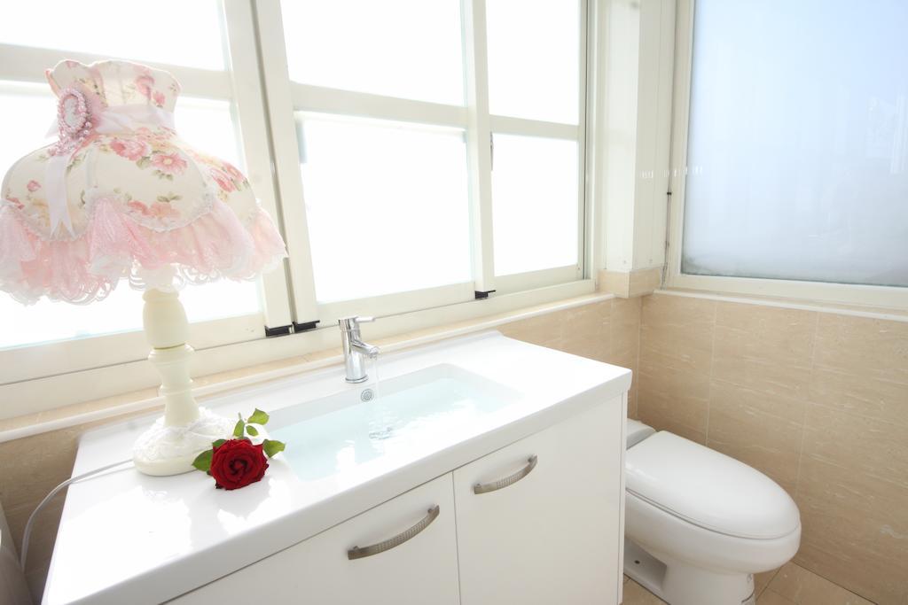 Avica Homestay Wujie Exterior photo