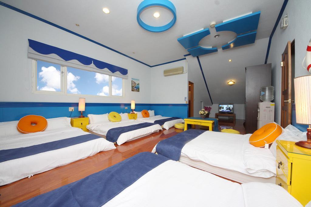 Avica Homestay Wujie Exterior photo