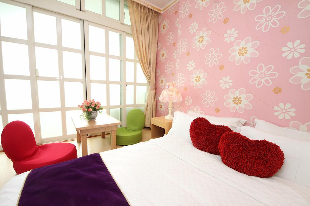 Avica Homestay Wujie Exterior photo