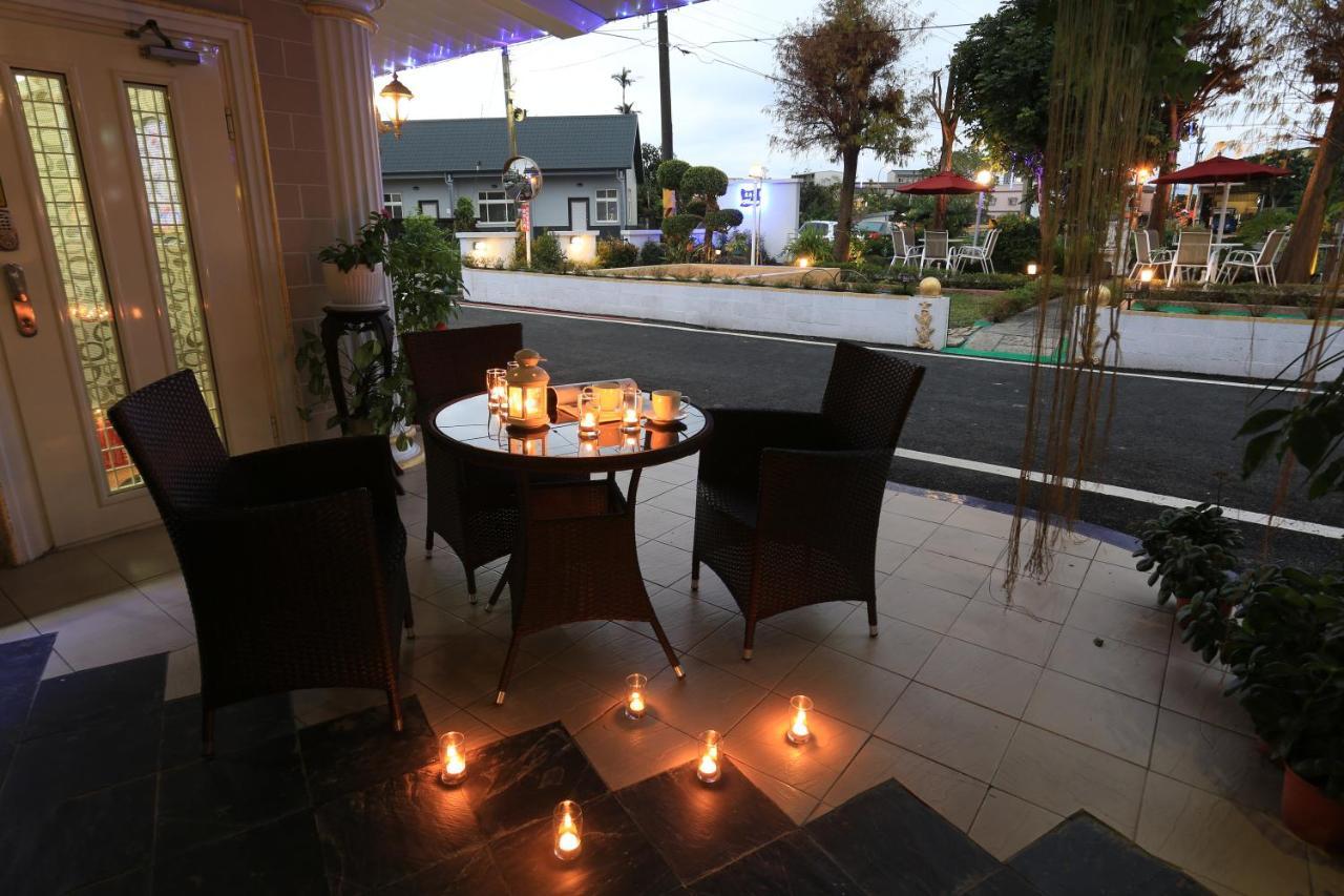 Avica Homestay Wujie Exterior photo